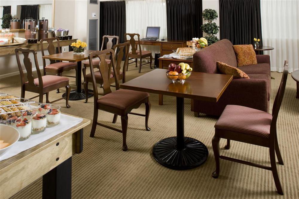 Sheraton Detroit Novi Restaurace fotografie